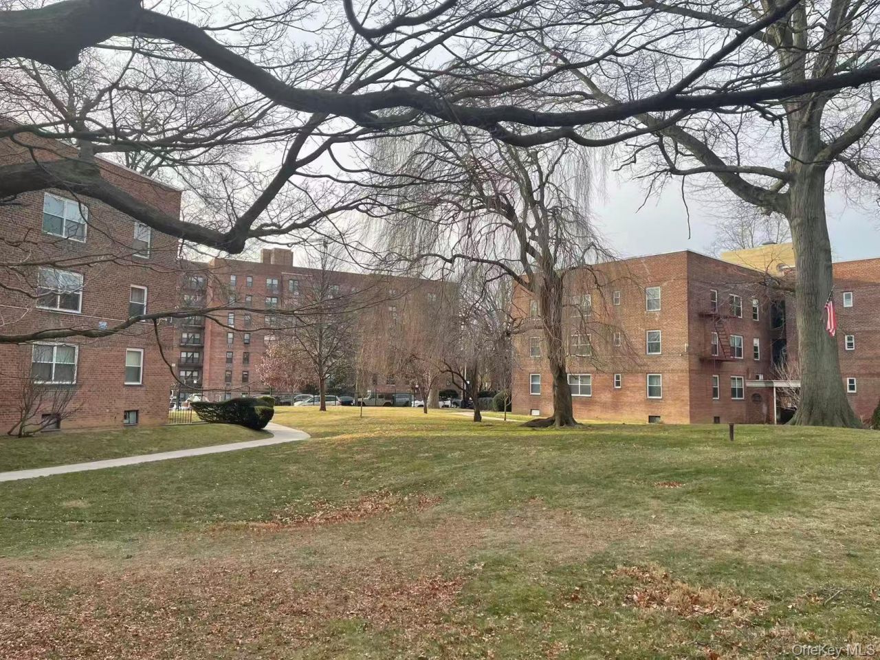 147-37 38th Avenue, Unit C64, Flushing, NY 11354 Main Photo