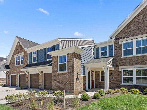 302 Parkview Lane, Unit 302, Miami Twp, OH 45150