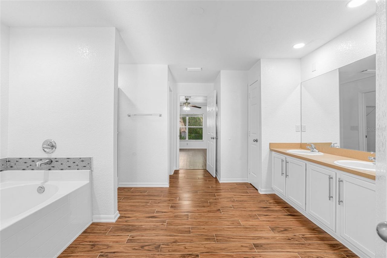 418 Windermere Drive, Lehigh Acres, FL 33972 Photo