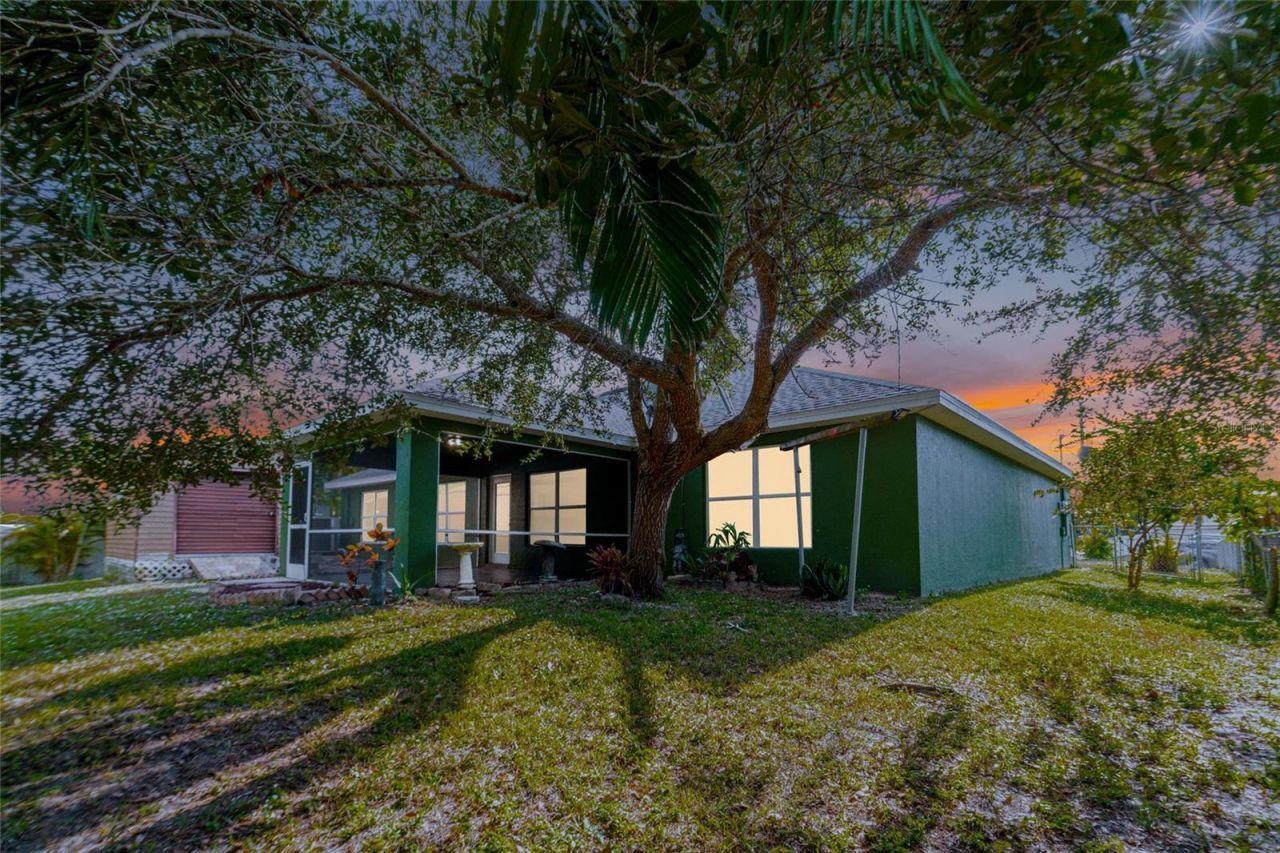 418 Windermere Drive, Lehigh Acres, FL 33972 Photo