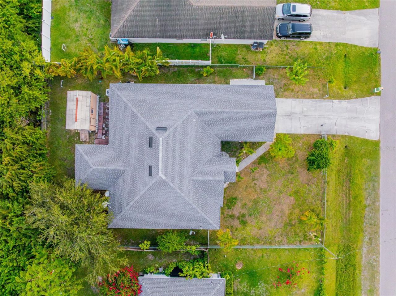 418 Windermere Drive, Lehigh Acres, FL 33972 Photo