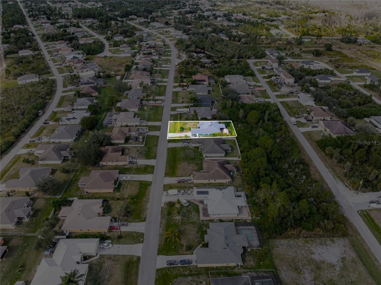 418 Windermere Drive, Lehigh Acres, FL 33972 Photo