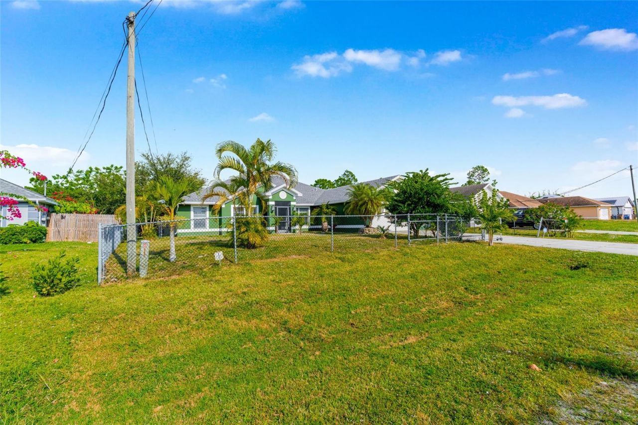 418 Windermere Drive, Lehigh Acres, FL 33972 Photo