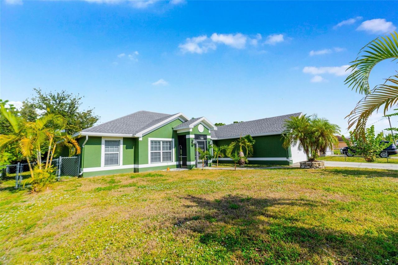 418 Windermere Drive, Lehigh Acres, FL 33972 Photo