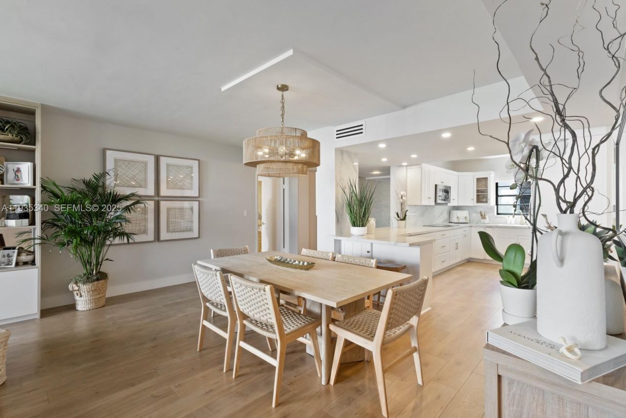 141 Crandon Blvd , Unit 446, Key Biscayne, FL 33149 Photo