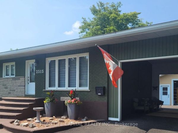 2515 Gravelle Crescent, Ottawa, ON K1B3A4