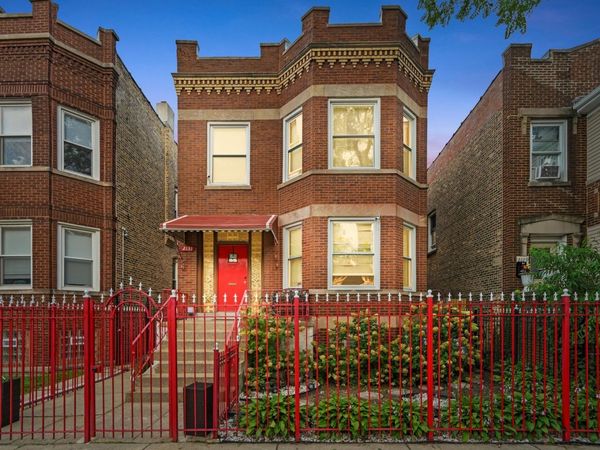 2131 N Springfield Avenue, Chicago, IL 60647