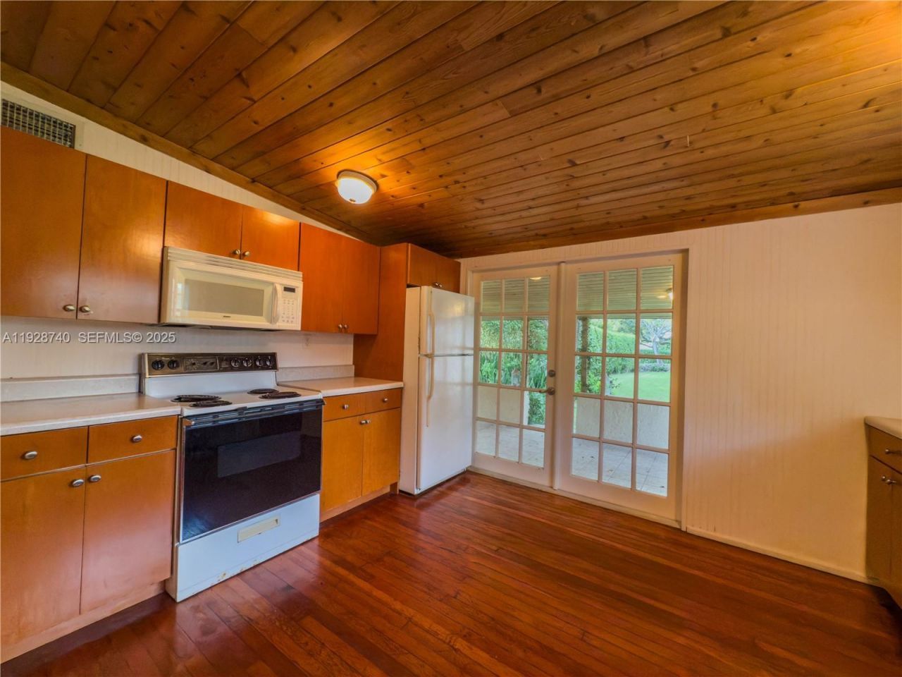 730 SW 80th St, Coral Gables, FL 33143 Photo