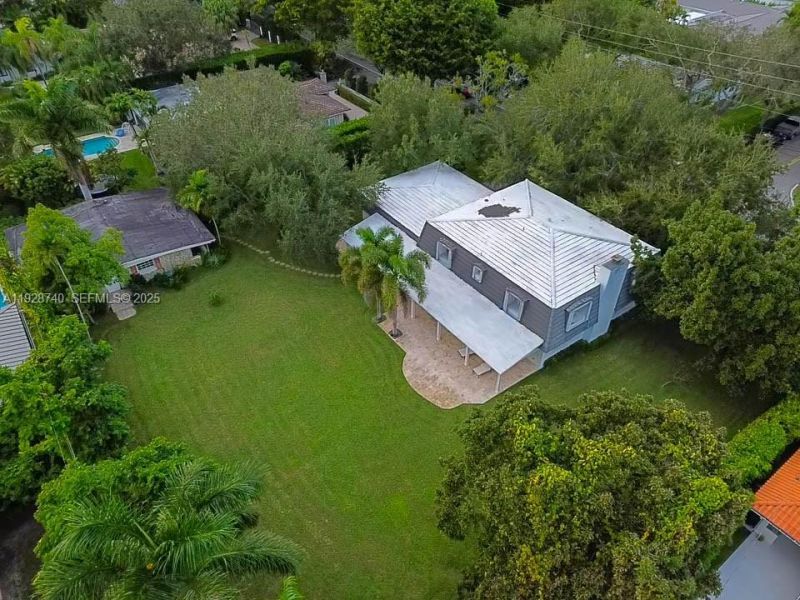 730 SW 80th St, Coral Gables, FL 33143 Photo