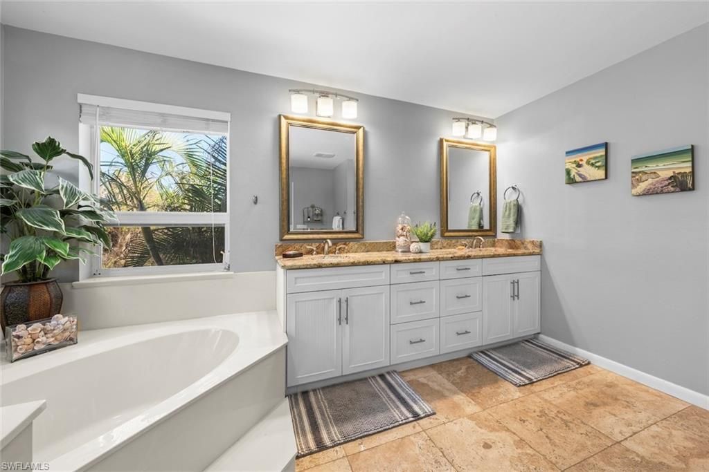 2449 Harbour Ln, Sanibel, FL 33957 Photo