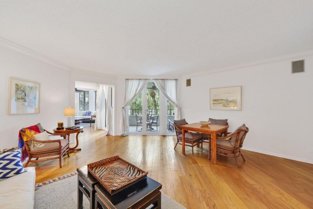 100 SE 5th Avenue, Unit 308, Boca Raton, FL 33432 Photo