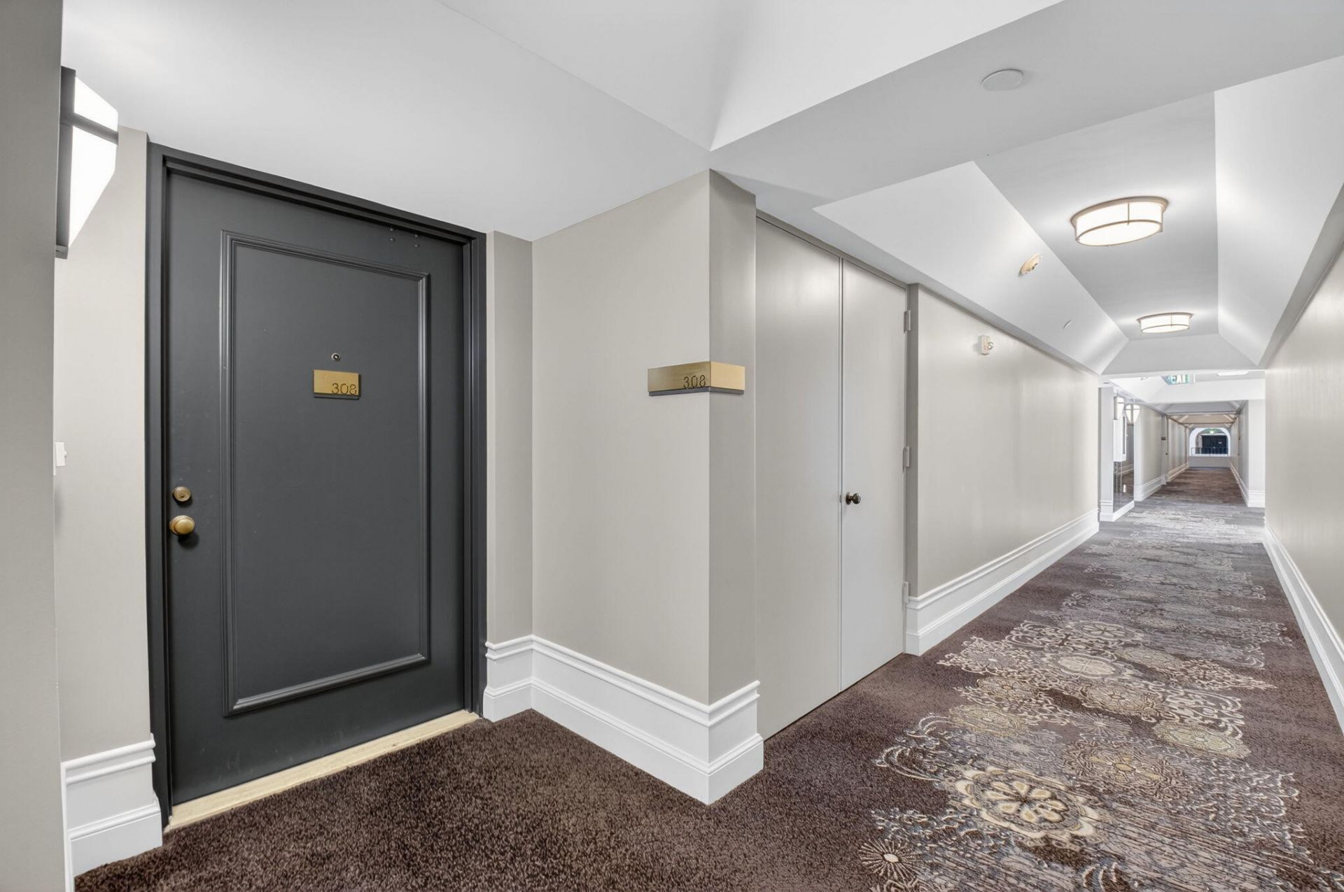 100 SE 5th Avenue, Unit 308, Boca Raton, FL 33432 Photo