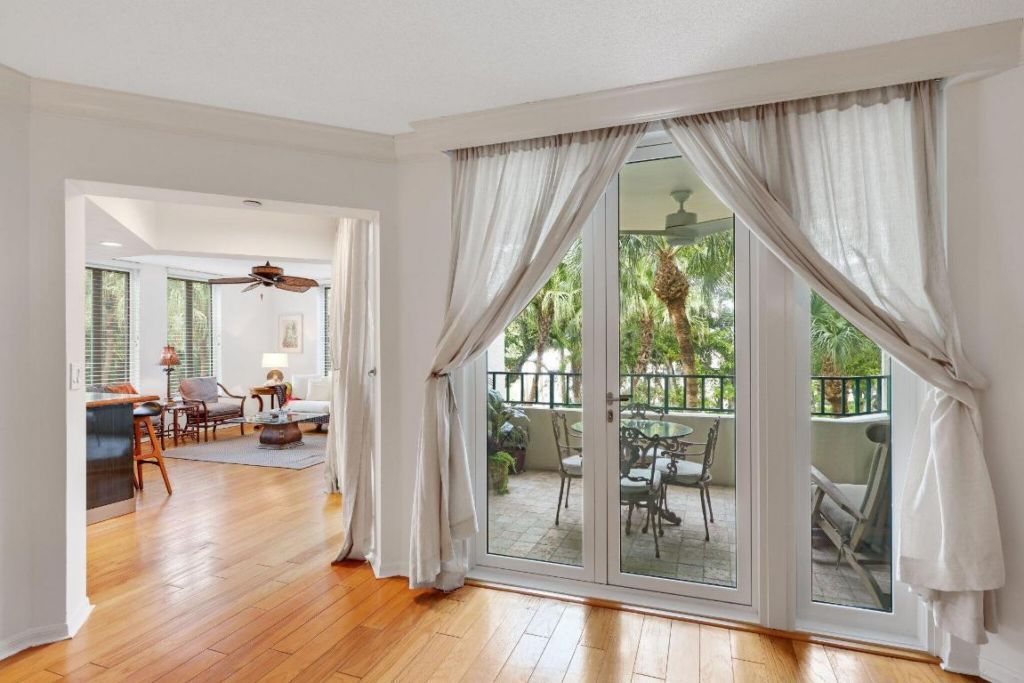 100 SE 5th Avenue, Unit 308, Boca Raton, FL 33432 Photo