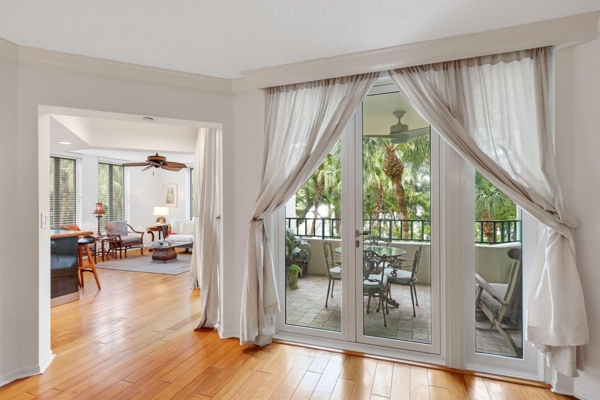 100 SE 5th Avenue, Unit 308, Boca Raton, FL 33432 Photo