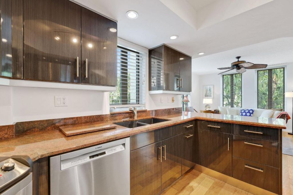 100 SE 5th Avenue, Unit 308, Boca Raton, FL 33432 Photo