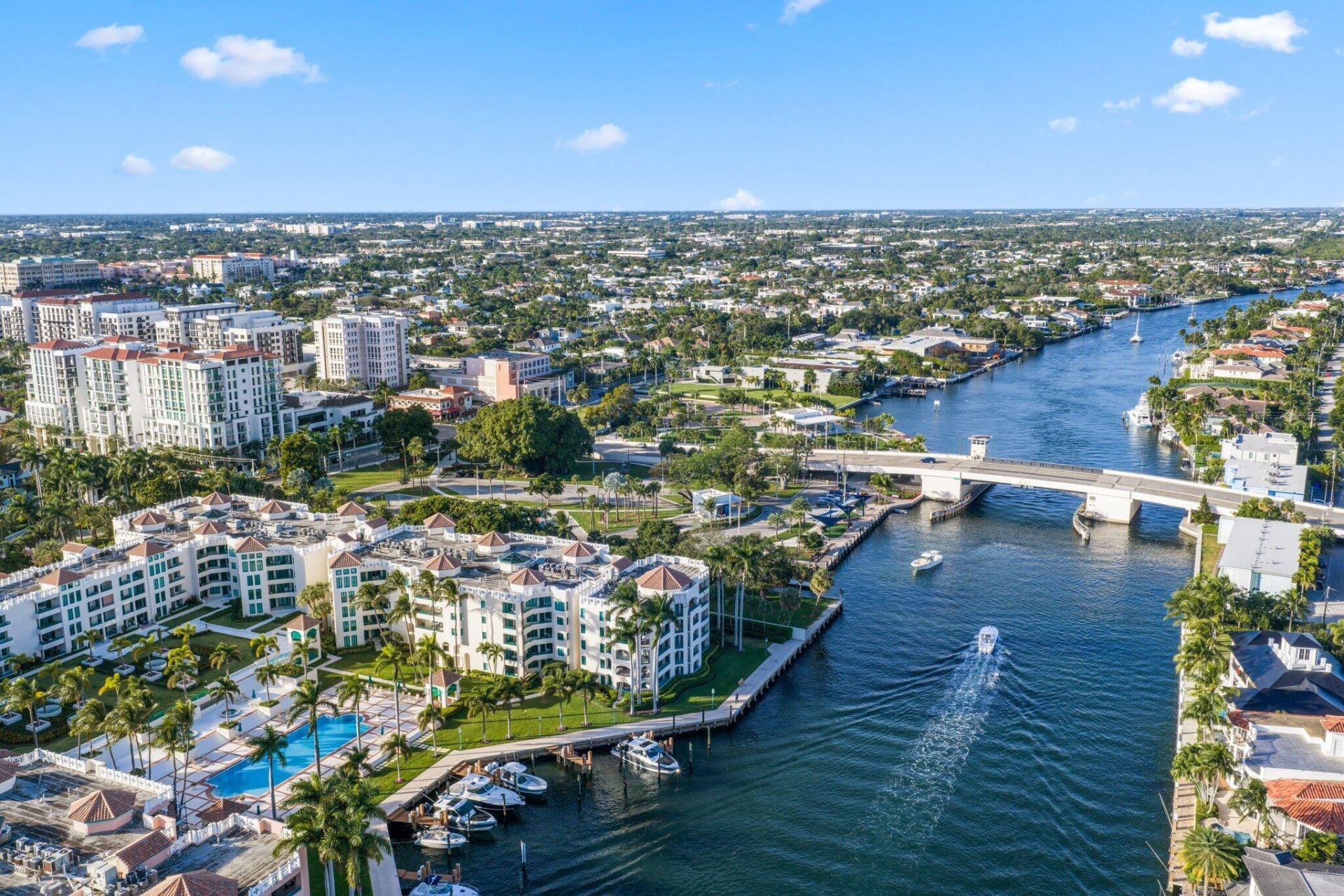 100 SE 5th Avenue, Unit 308, Boca Raton, FL 33432 Photo