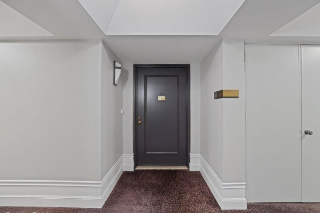 100 SE 5th Avenue, Unit 308, Boca Raton, FL 33432 Photo