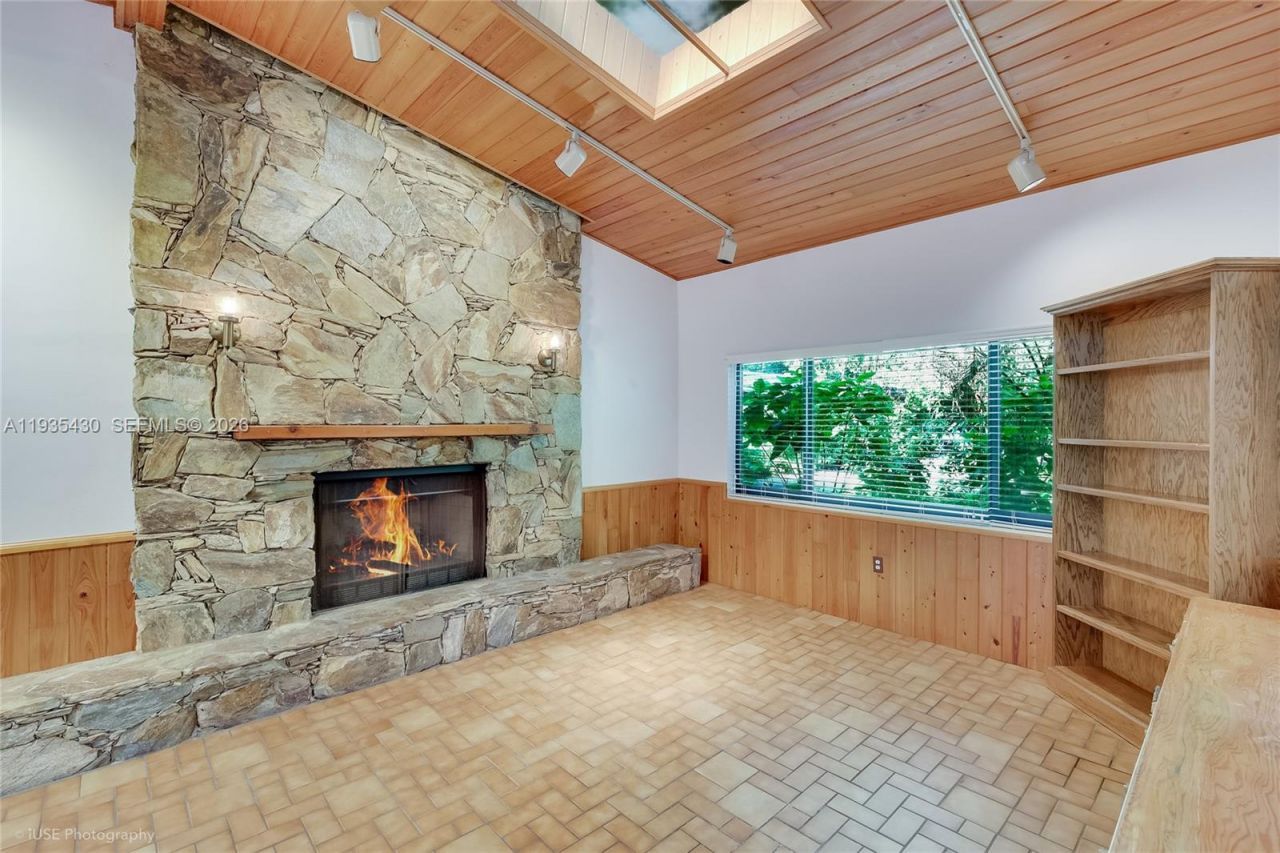 6290 SW 86th St, Miami, FL 33143 Photo