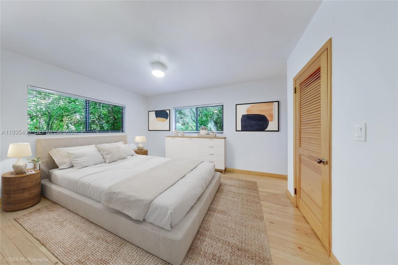 6290 SW 86th St, Miami, FL 33143 Photo