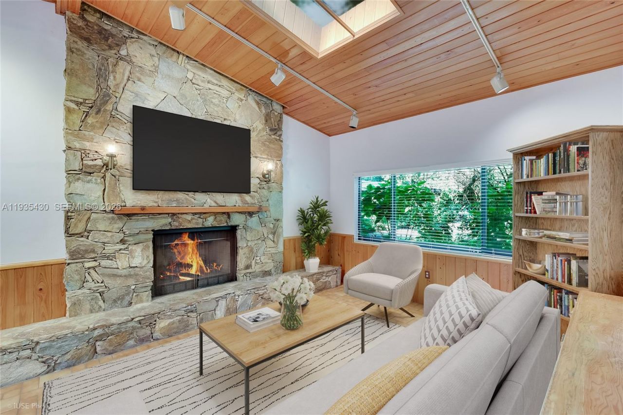 6290 SW 86th St, Miami, FL 33143 Photo