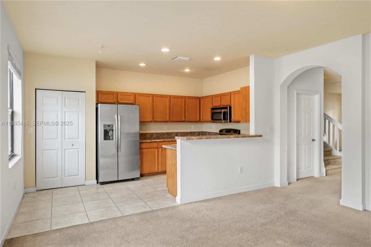 3366 W 90th Ter , Hialeah, FL 33018 Photo