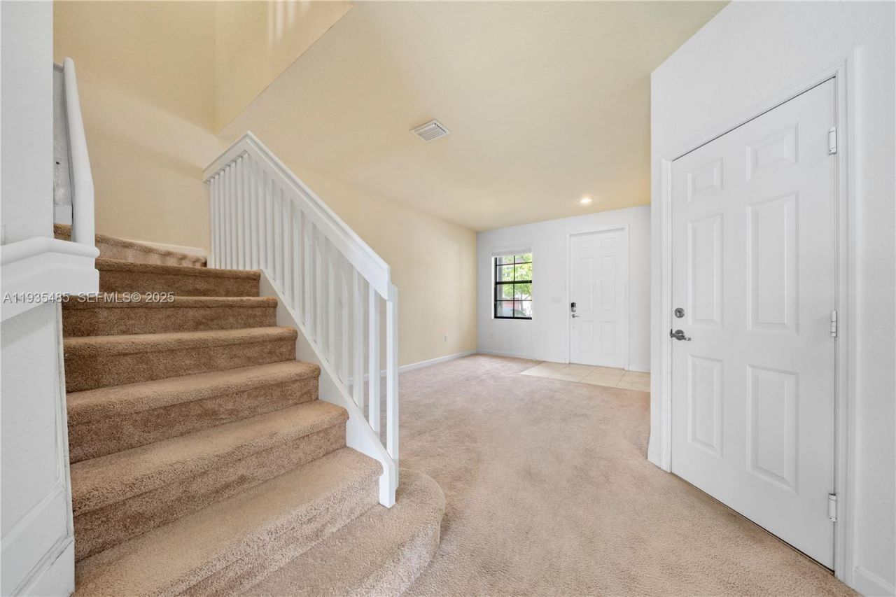 3366 W 90th Ter , Hialeah, FL 33018 Photo