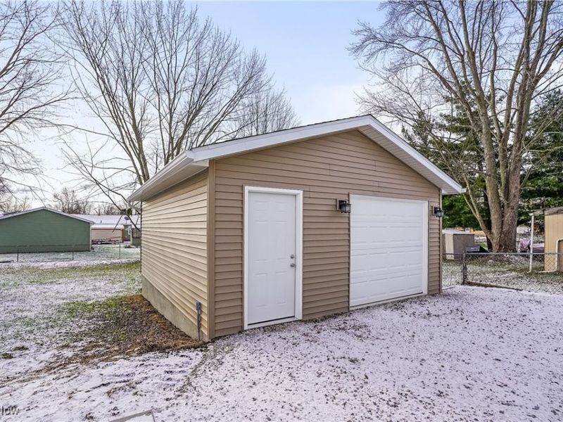 9852 Belden Drive, Windham, OH 44288 Photo 22