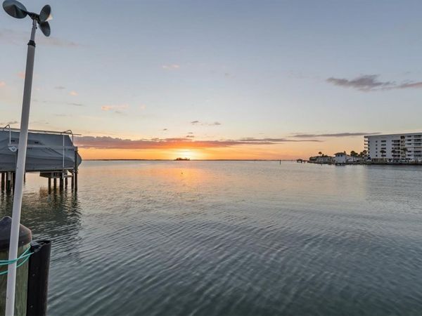 2484 BAYWOOD DRIVE W, DUNEDIN, FL 34698