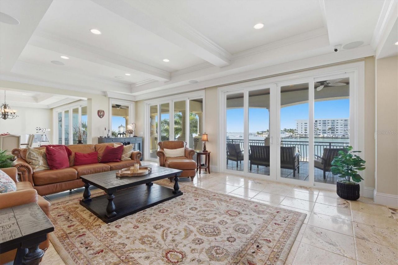 2484 Baywood Drive W, Dunedin, FL 34698 Photo