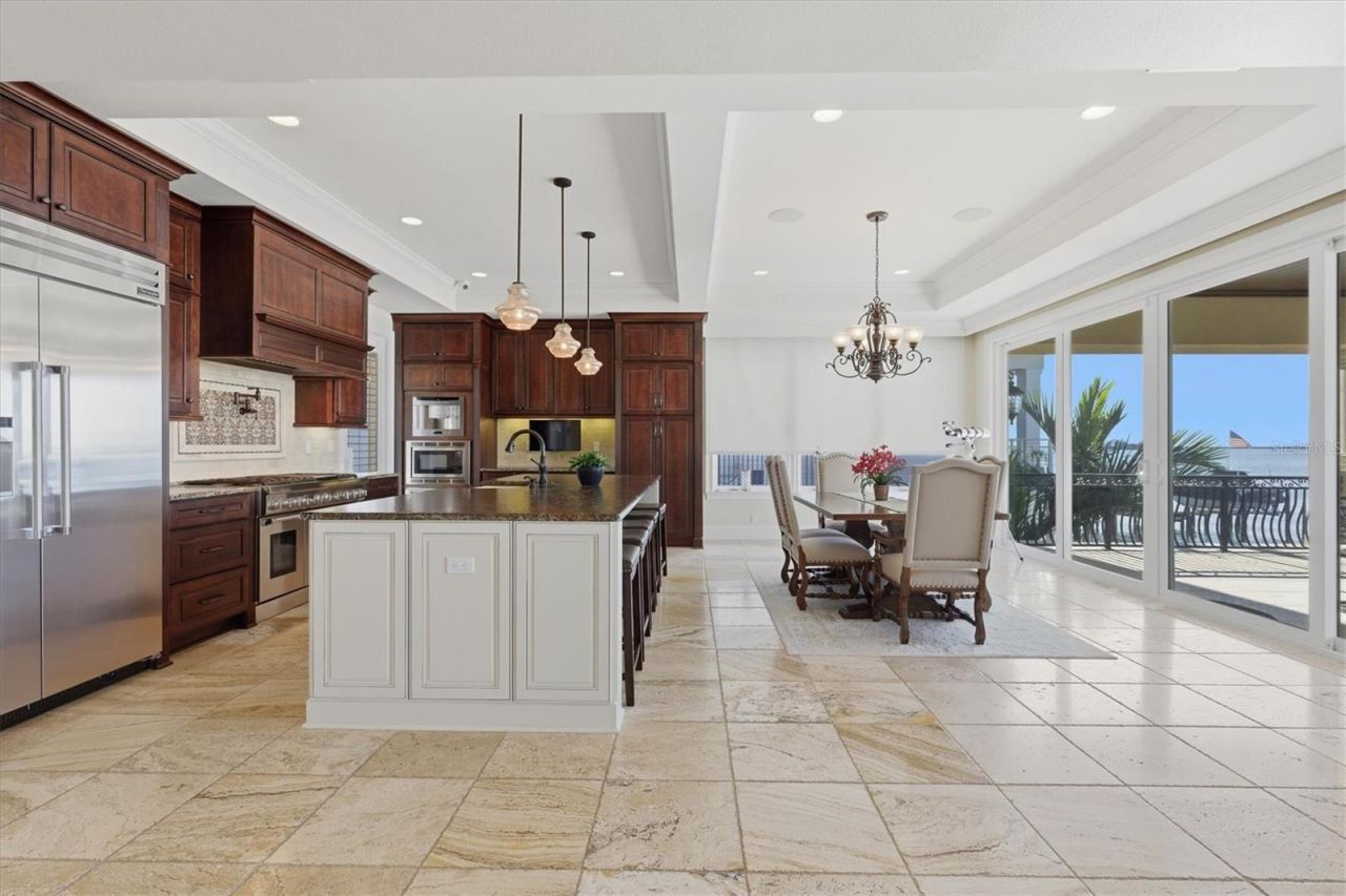 2484 Baywood Drive W, Dunedin, FL 34698 Photo