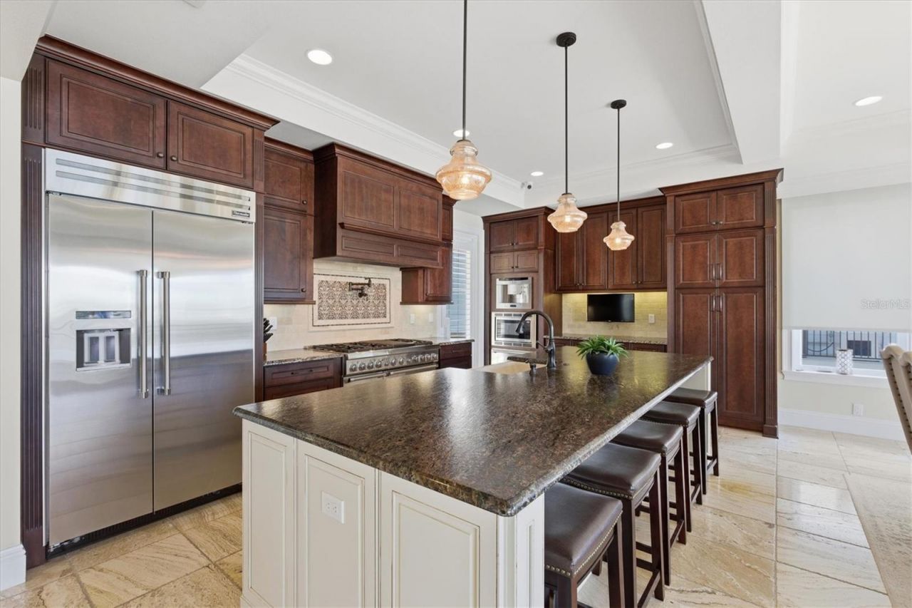 2484 Baywood Drive W, Dunedin, FL 34698 Photo