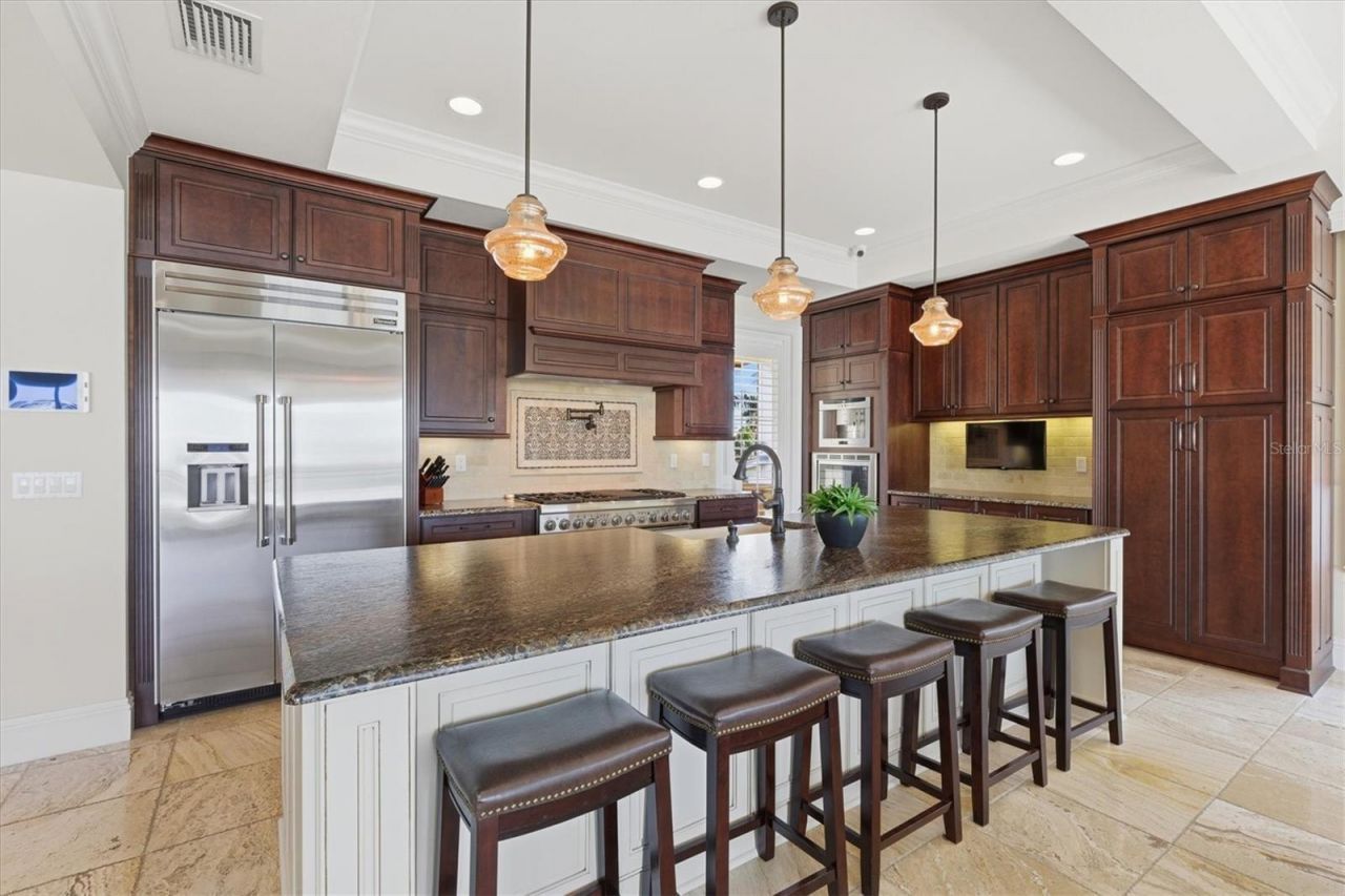 2484 Baywood Drive W, Dunedin, FL 34698 Photo