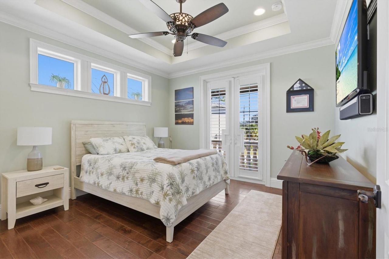 2484 Baywood Drive W, Dunedin, FL 34698 Photo