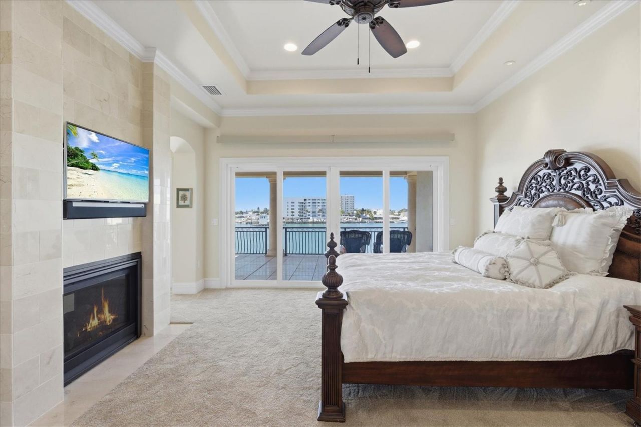 2484 Baywood Drive W, Dunedin, FL 34698 Photo