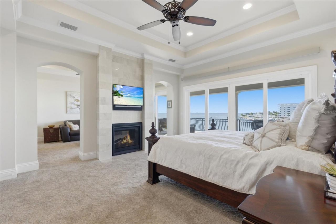 2484 Baywood Drive W, Dunedin, FL 34698 Photo