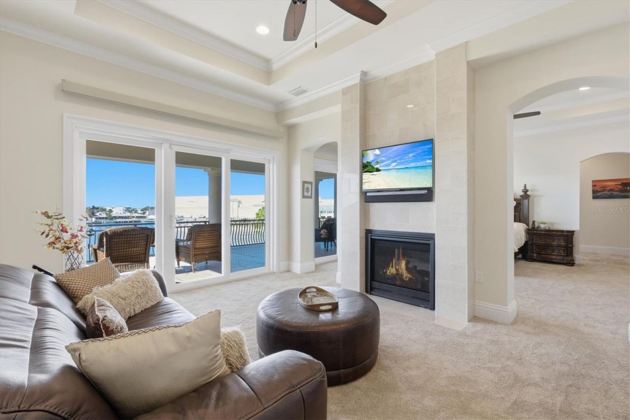 2484 Baywood Drive W, Dunedin, FL 34698 Photo