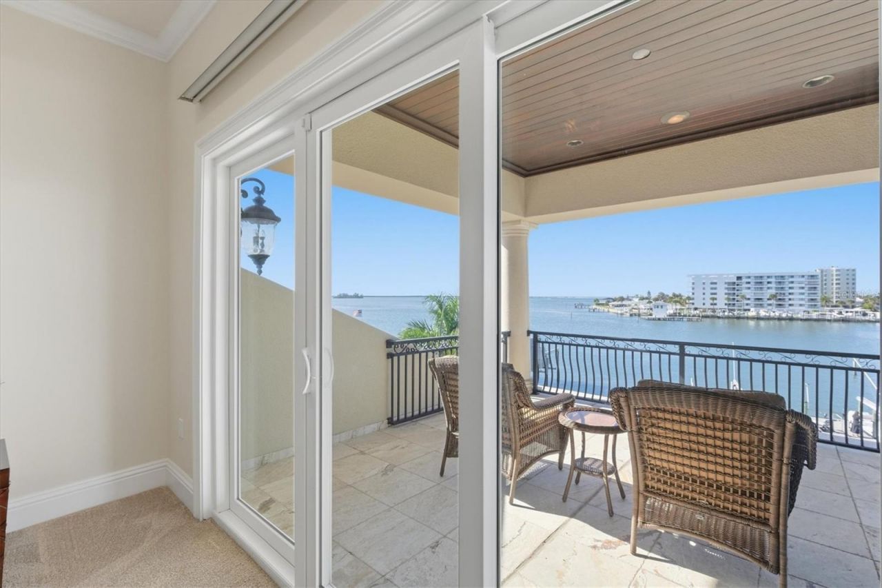 2484 Baywood Drive W, Dunedin, FL 34698 Photo