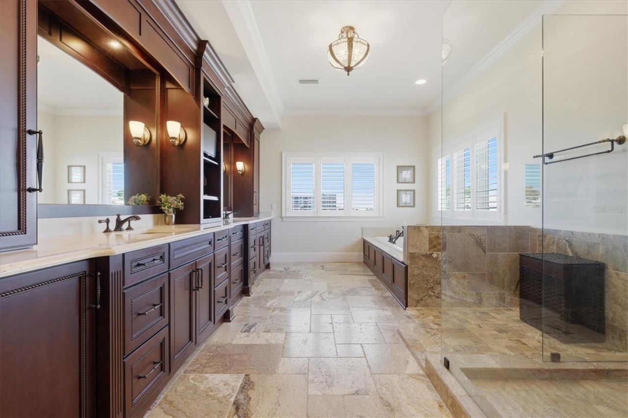 2484 Baywood Drive W, Dunedin, FL 34698 Photo