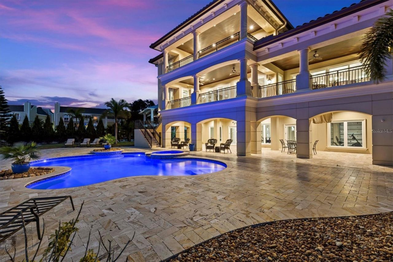 2484 Baywood Drive W, Dunedin, FL 34698 Photo