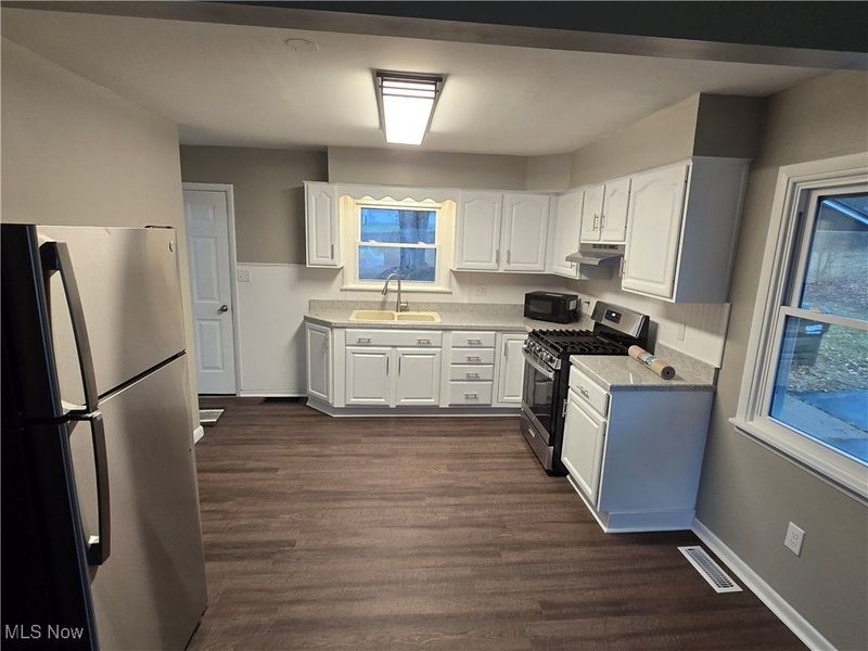 1446 Nupp Drive, Wooster, OH 44691 Photo 4