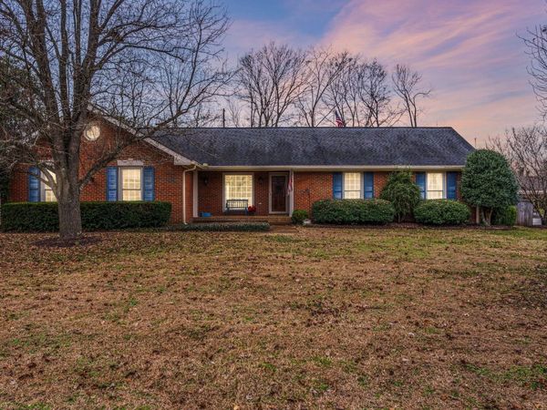 7351 Rolling River Pkwy, Nashville, TN 37221