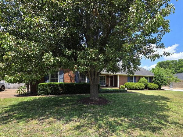 7351 Rolling River Pkwy, Nashville, TN 37221