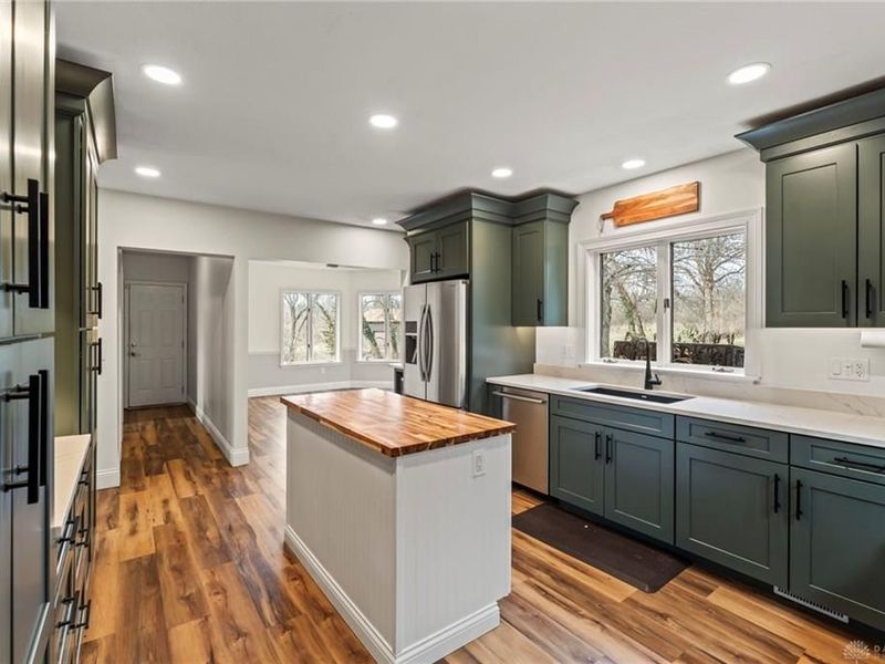 5561 Benner Road, Miamisburg, OH 45342 Photo 10