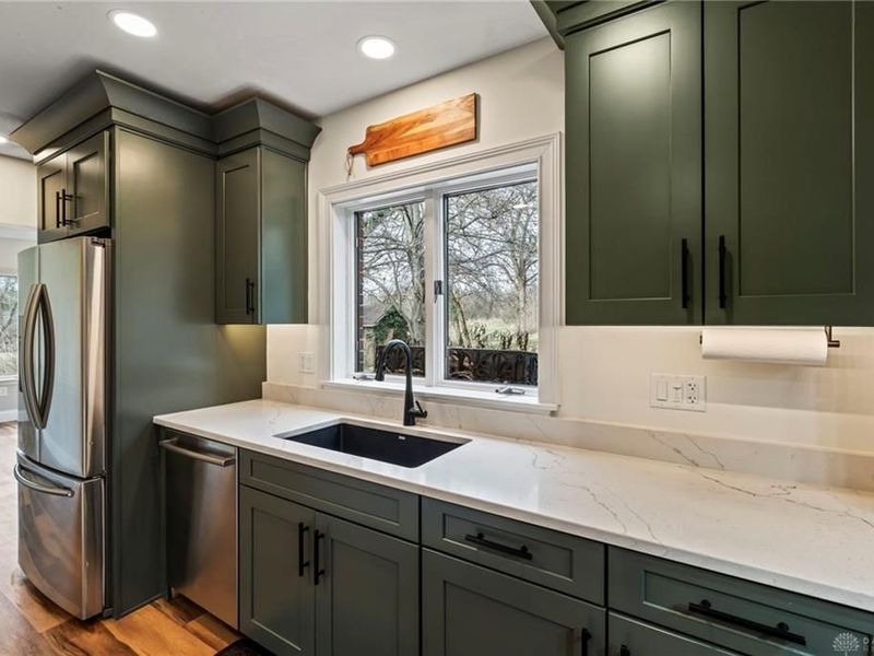 5561 Benner Road, Miamisburg, OH 45342 Photo 14