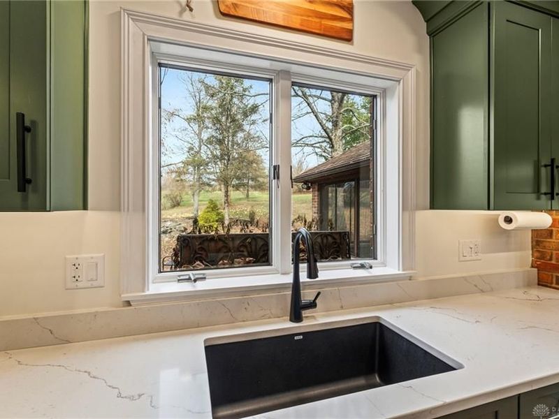 5561 Benner Road, Miamisburg, OH 45342 Photo 15