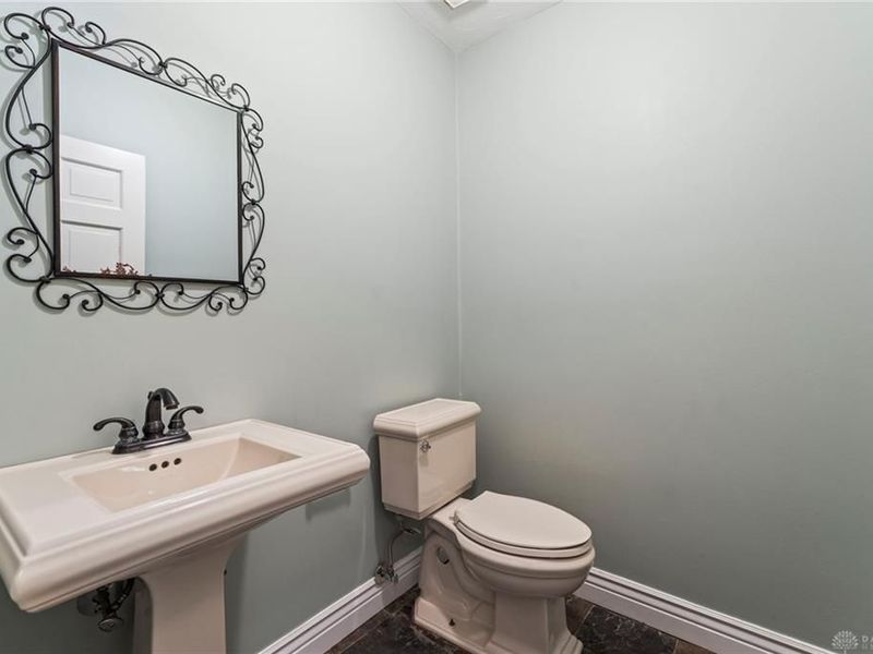 5561 Benner Road, Miamisburg, OH 45342 Photo 21