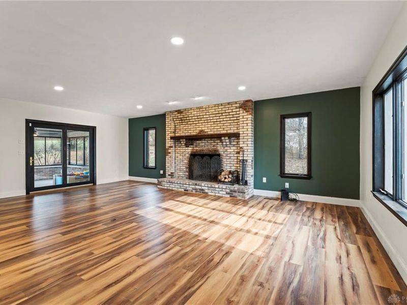 5561 Benner Road, Miamisburg, OH 45342 Photo 7