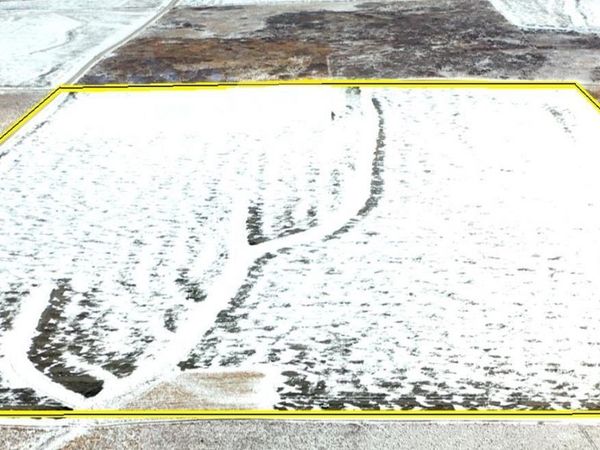 5233 Ivy Ave, Lime Springs, IA 52155