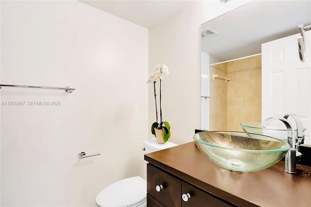 1065 S Flagler Ave , Unit 701, Pompano Beach, FL 33060 Photo