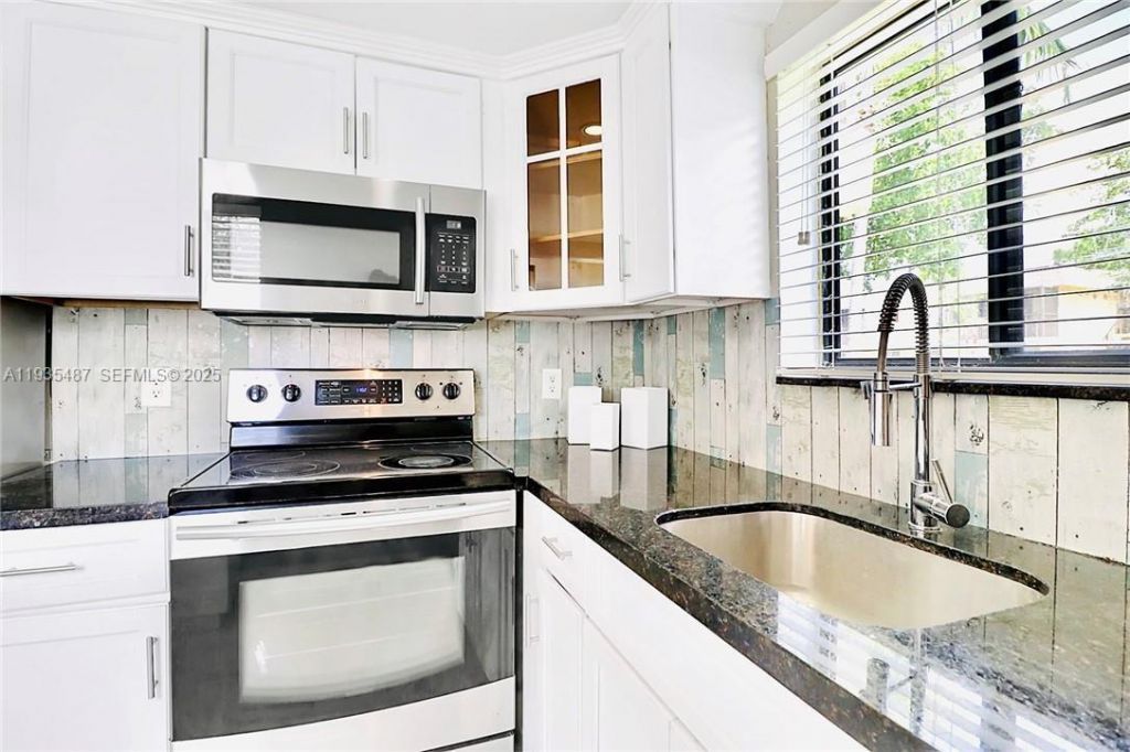 1065 S Flagler Ave , Unit 701, Pompano Beach, FL 33060 Photo